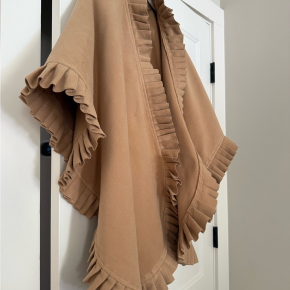 Tan Ruffle Cape - Picture 3 of 3